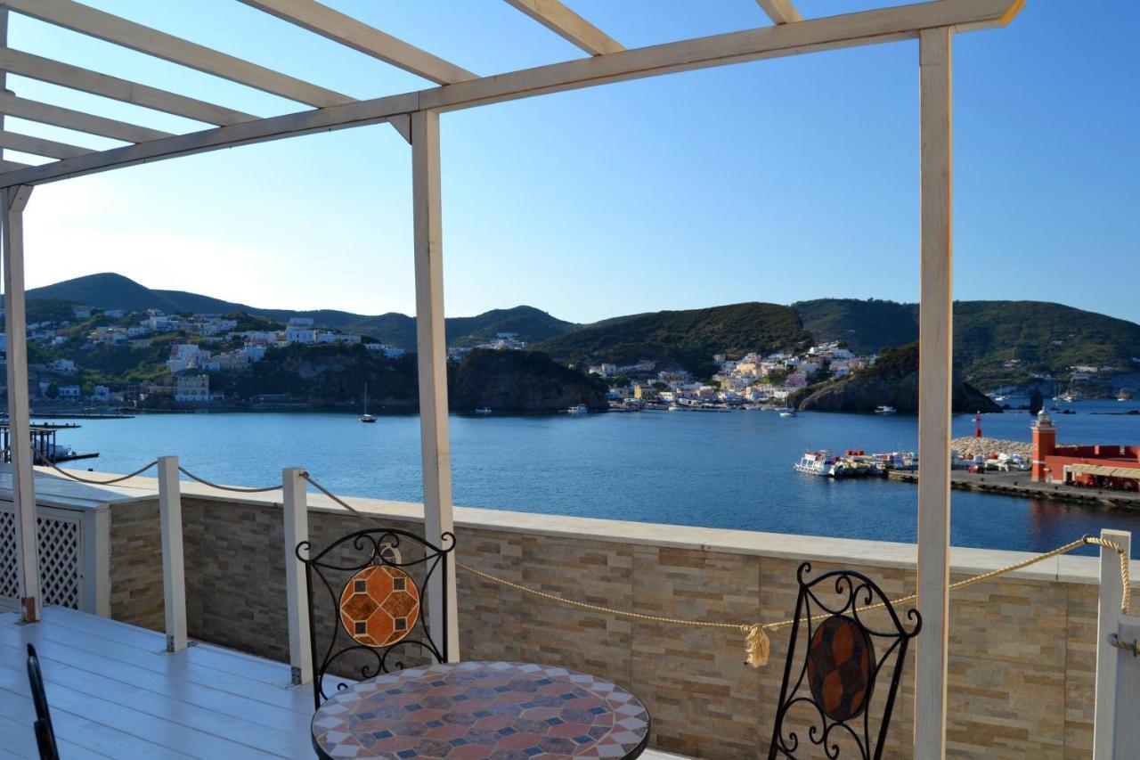 Maridea - La Darsena Apartment Ponza Exterior foto